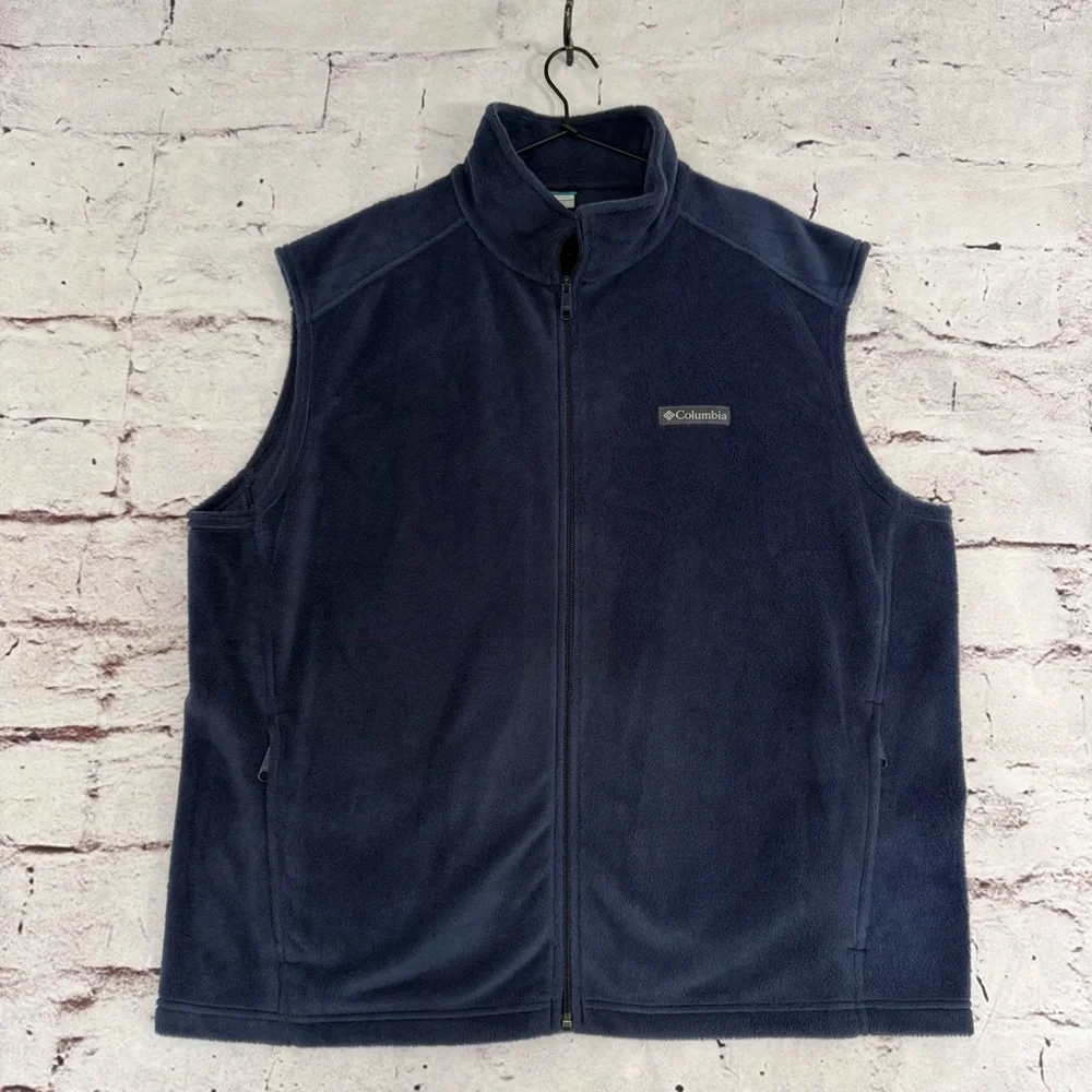 Columbia Men’s Fleece Vest - Size XL